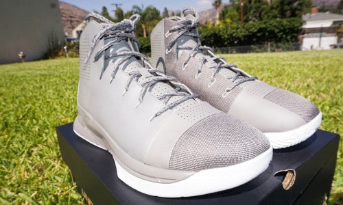 Under Armour 把库里的第一双球鞋也 “休闲化” 了